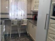 Se alquilan habitaciones en apartamento de 5...