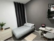 Se alquilan habitaciones en apartamento de 6 dormitorios...