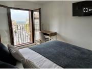 Se alquilan habitaciones en apartamento de 8...