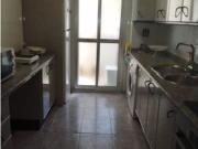 Se alquilan habitaciones en piso de 3 habitaciones en...