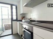 Se alquilan habitaciones en piso de 3 habitaciones en...