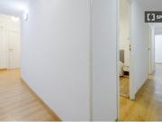 Se alquilan habitaciones en piso de 4 habitaciones en La...
