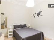 Se alquilan habitaciones en piso de 7 habitaciones en...