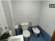 Se alquilan habitaciones en un apartamento de 4...