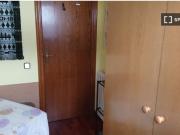 Se alquilan habitaciones en un apartamento de 4...