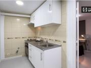 Se alquilan habitaciones en un apartamento de 5...