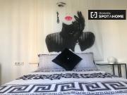 Se alquilan habitaciones en un apartamento de 5...