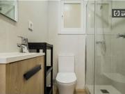 Se alquilan habitaciones en un apartamento de 5...