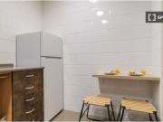 Se alquilan habitaciones en un apartamento de 6...