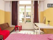 Se alquilan habitaciones en un apartamento de 6...