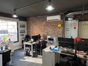 SE ARRIENDA AMPLIA CASA OFICINA