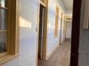 Se arrienda amplia casa segundo piso Cerro Baron a min...