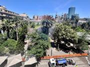 Se arrienda amplia oficina en centro Stgo