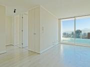 Se arrienda amplio departamento 3h + 2b + 1 estacionamiento