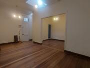 Se arrienda amplio departamento en Subida Ecuador de...