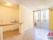 ¡SE ARRIENDA AMPLIO DEPTO 3D+1B CERCANO A METRO LO...