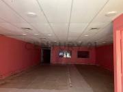 Se arrienda amplio local comercial sector centro...