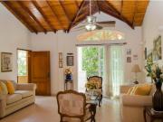 SE ARRIENDA APARTAMENTO DE 3 HABITACIONES EN EL JARDIN,...