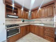 Se arrienda apartamento en el sector de la Laureles cód....