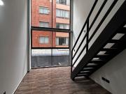 SE ARRIENDA APTOESTUDIO DE DOS NIVELES EN QUINTA PAREDES