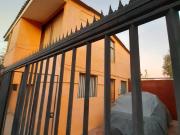 SE ARRIENDA CASA AMOBLADA EN VILLA HOSCHILD SECTOR NORTE