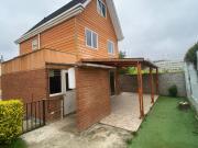 SE ARRIENDA CASA EN ALTO LAGUNA, CASA DE 3 PISOS