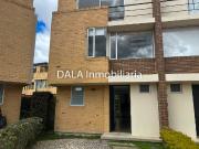 SE ARRIENDA CASA EN CAJIC SECTOR CANELON. INMOBILIARIAS...