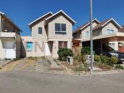 Se arrienda casa en condominio de Buin