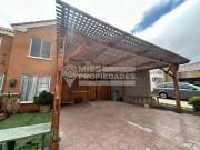 SE ARRIENDA CASA EN CONDOMINIO LOS EXPLORADORES