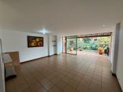 SE ARRIENDA CASA EN LA CALERA SECTOR MALL DEL ESTE