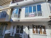 SE ARRIENDA CASA EN SEGUNDO PISO CON TERRAZA EN SAMÁN...