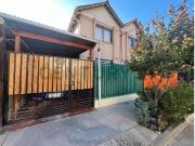 Se Arrienda Casa en Villa Los Parques, Lampa