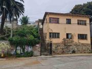 Se arrienda Casona 2 pisos y 3 dormitorios en Cerro...