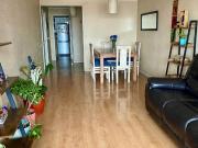 Se arrienda habitación amplia con cama de 2 plazas depto...