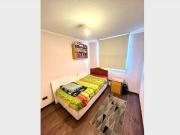 Se arrienda habitación para persona sola, con baño privado