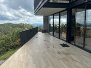 Se arrienda hermosa Casa en Loma del Escobero