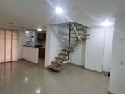 Se arrienda hermoso apartamento Dúplex en Belén Rosales