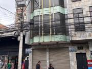 SE ARRIENDA LOCAL COMERCIAL INCLUIDO APARTAMENTO CENTRAL