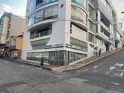 SE ARRIENDA LOCAL EN EL CENTRO COMERCIAL ALTAVISTA...