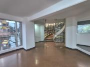 Se arrienda local oficina en la Aguacatala Medellín