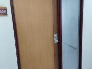 SE ARRIENDA OFICINA CUARTO PISO EDIFICIO CENTRO...