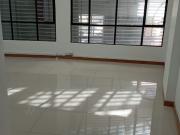 SE ARRIENDA OFICINA POBLADO