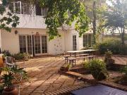 Se arrienda pieza en una hermosa y artística casa en...