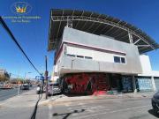 Se arrienda propiedad comercial de 3 pisos, en Av. Balmaceda
