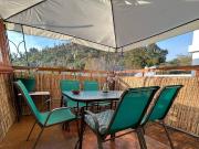 Se ofrecen habitaciones en casa compartida en calle...