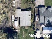 SE Raymond St