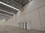 Se Renta Bodega de 2,000m2, Av Bosques de San Isidro,...