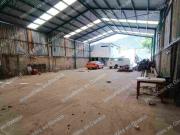 Se renta bodega de 480m2 con área de oficinas, sobre...