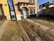 SE RENTA BONITA CASA EN URBI QUINTA DEL CEDRO