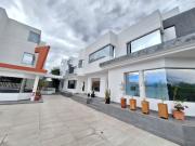 Se Renta Casa, 200M2, dentro de una urbanización privada...